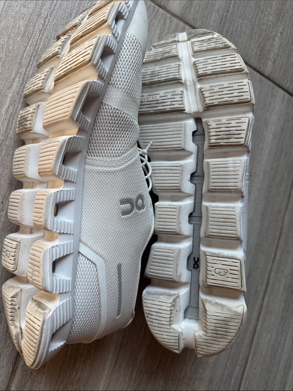 On Running Men's Athletic Sneakers in White - Picture 3 of 4